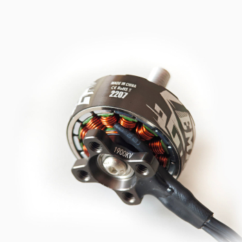 Silnik EMAX ECO III 2207 1700/1900/2400KV